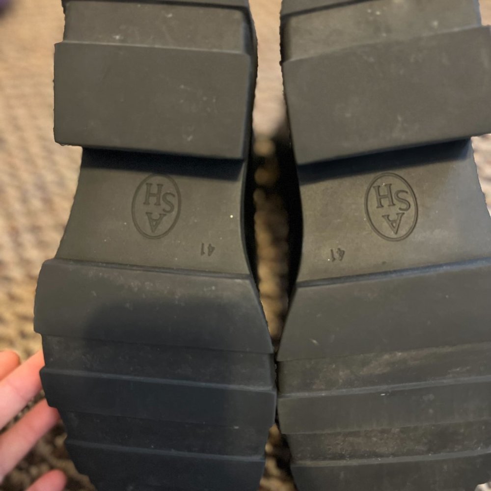Ash Black Combat Moto Boots with Back Zipper - Picture 5 of 5